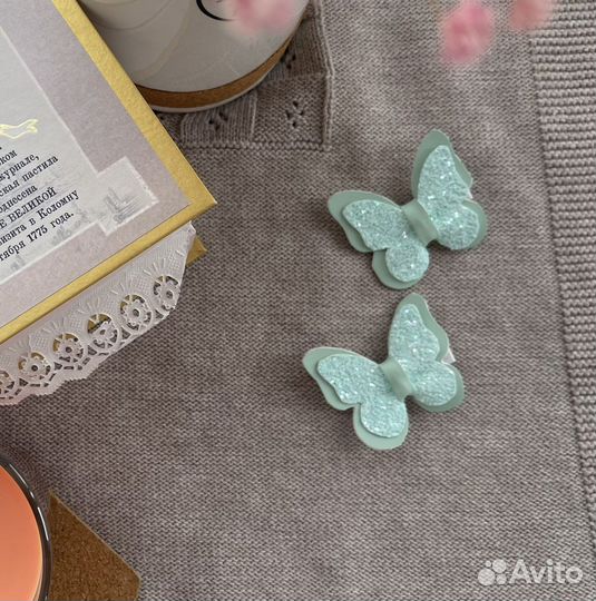 Заколка бабочка ручной работы