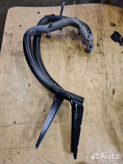 Петля крышки багажника Mercedes-Benz S-Klass седан