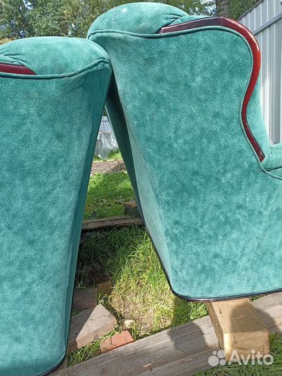 Диван- кровать, кресло- кровать-2шт