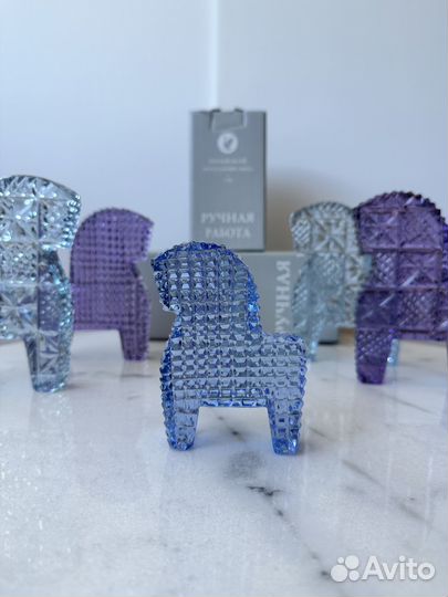 Хрусталная лошадка гхз