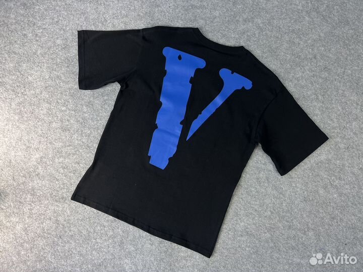 Футболка Vlone