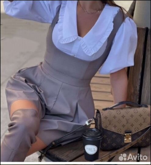 Продаю костюм