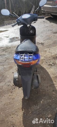 Скутер инжекторный Suzuki Address V50 4T