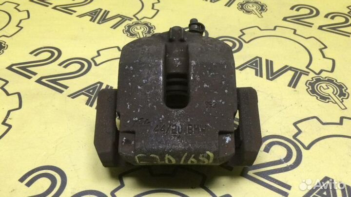 Суппорт задний правый Bmw X5 E70 N52B30 2007Г