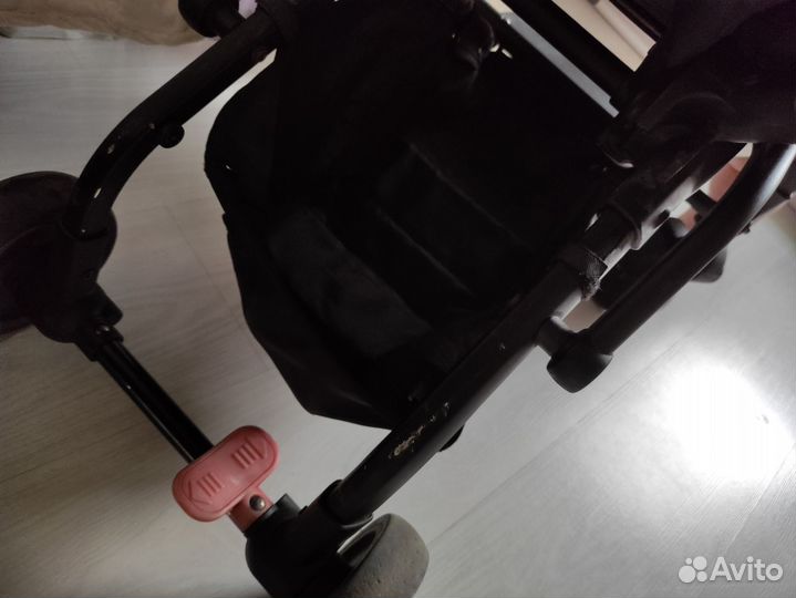 Коляска yoya прогулочная компактная лёгкая