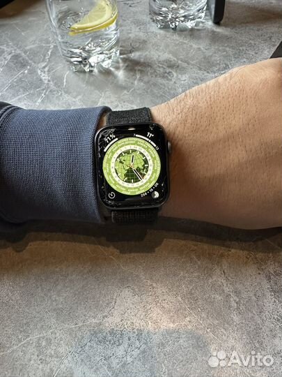 Часы apple watch 4 44 mm