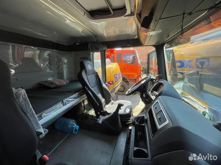 SITRAK ZZ3316V306ME, 2023