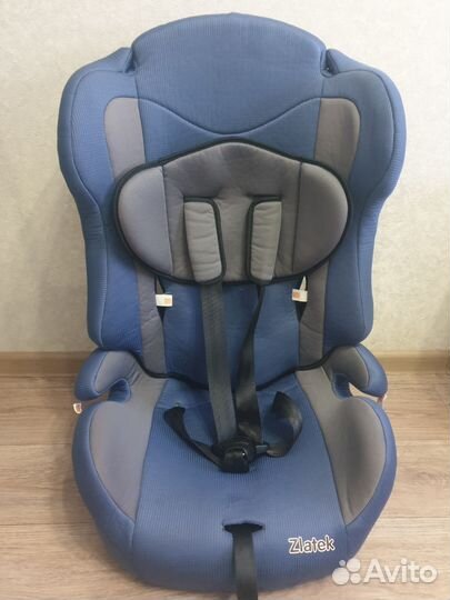 Автомобильное кресло