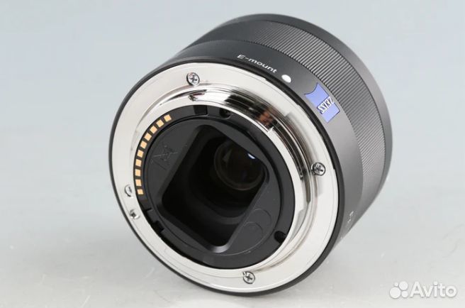 Объектив Sony Carl Zeiss Sonnar T* 35mm f/2.8 ZA