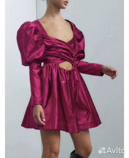 Платье атласное