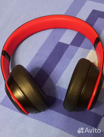 Беспроводные наушники