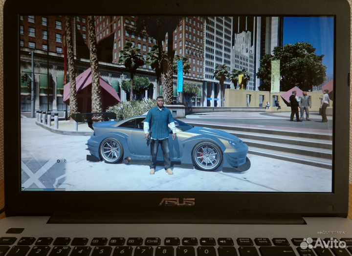 Asus (Core i3-5010U, nVidia 940M-2Gb, SSD+HDD, 8Gb