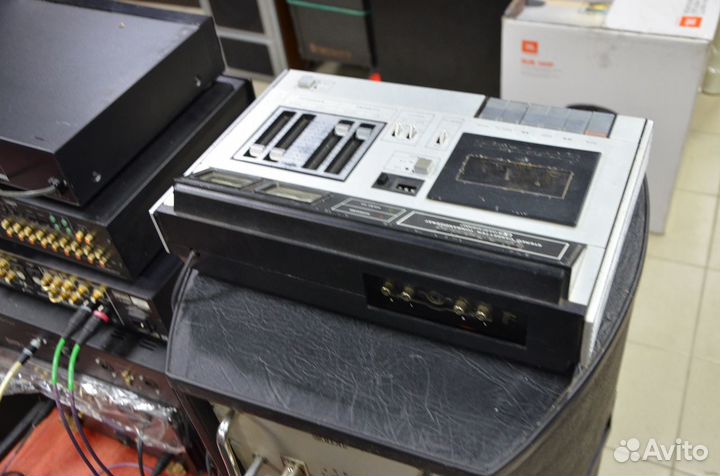 Кассетная дека Korting