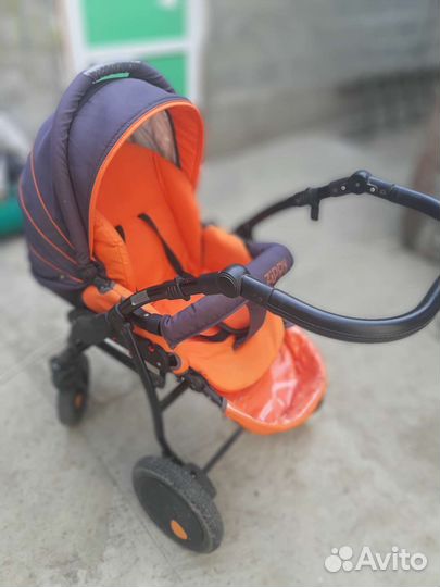 Коляска 3 в 1 zippi