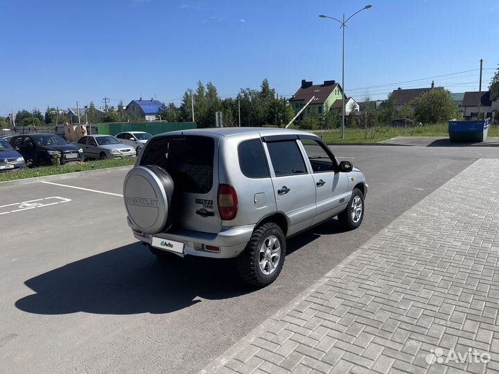 Chevrolet Niva 1.7 МТ, 2006, 250 000 км