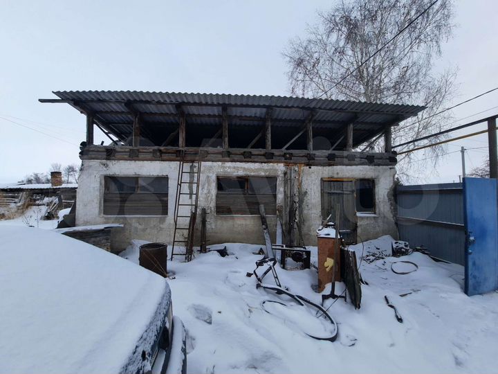 Дом 208 м² на участке 15 сот.