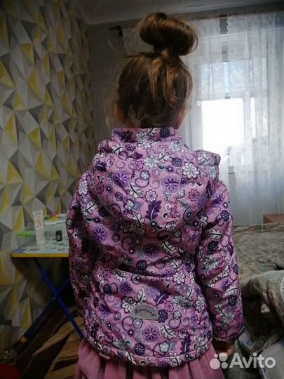 Детская курточка на девочку 3-6 лет