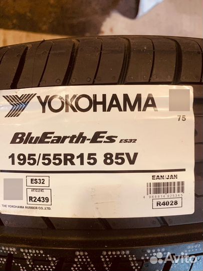 Yokohama BluEarth-ES ES32 A 195/55 R15 85V