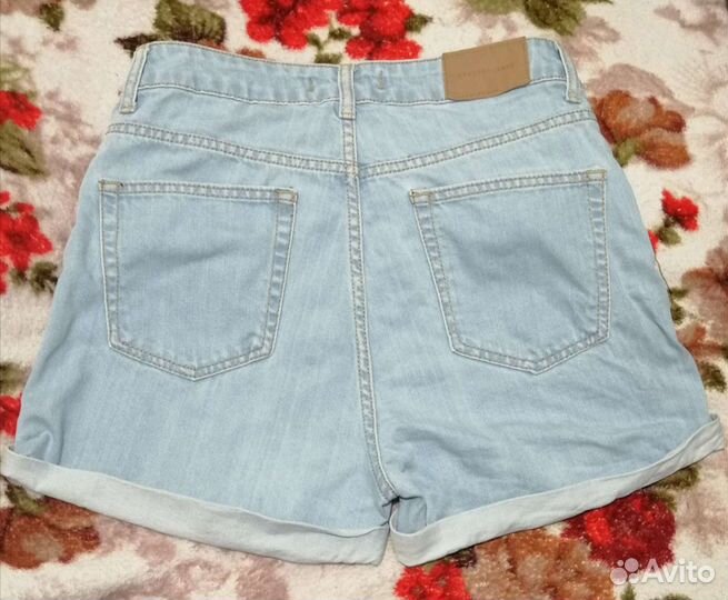 Джинсовые шорты (28 размер)