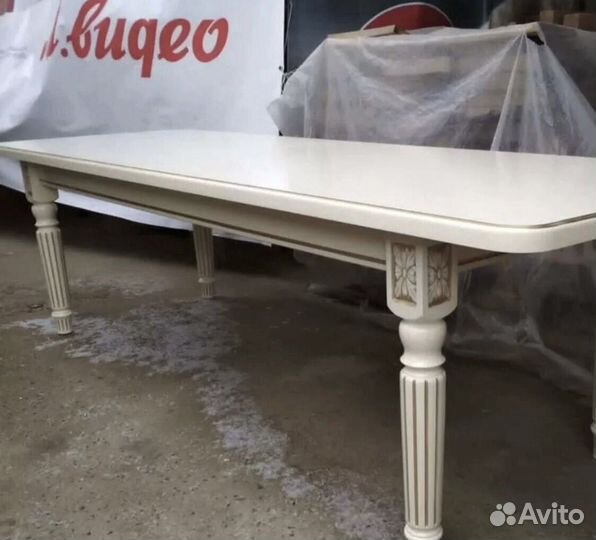 Кухонные столы