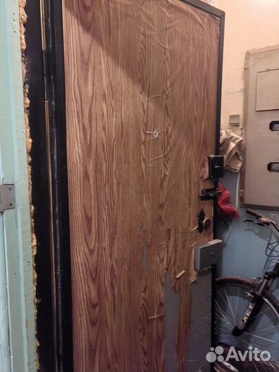 Дверь входная бу