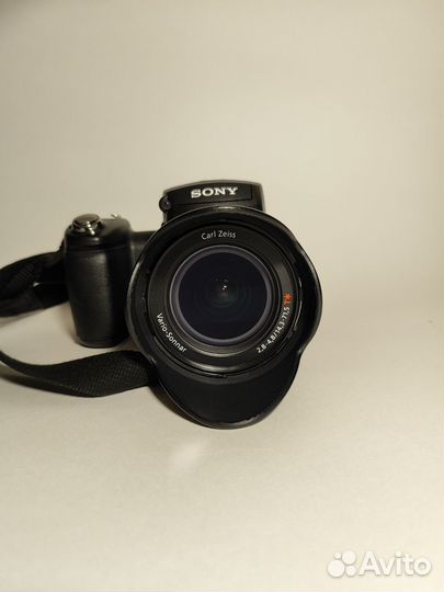 Фотоаппарат Sony DCR-R1 Cyber-shot