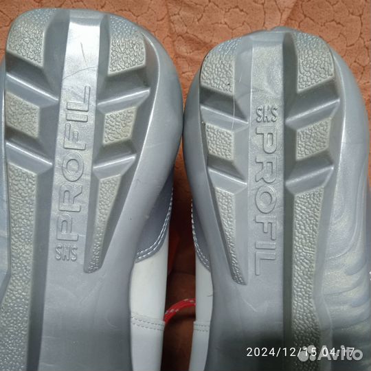 Лыжные ботинки Larsen 43-44 размер