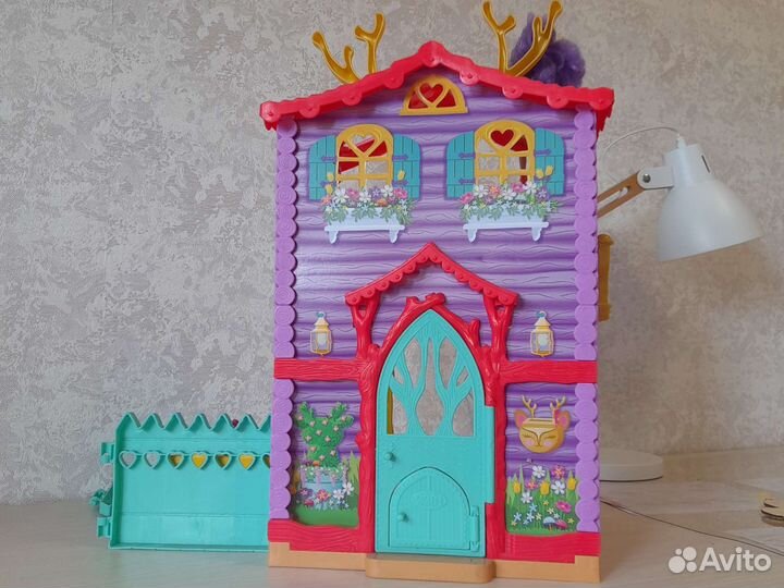 Игрушка Замок