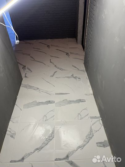 Плиточник укладка плитки