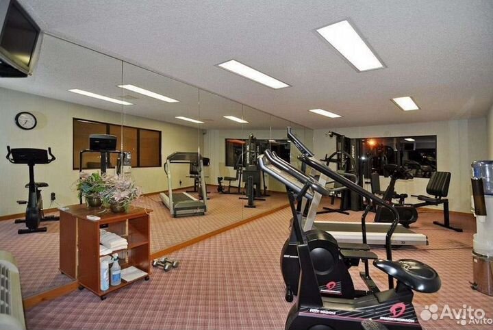 Зеркало для фитнеса