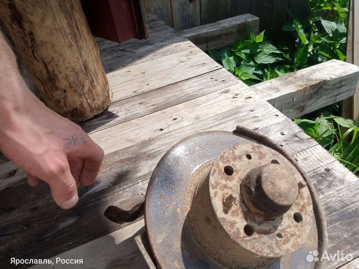 Поворотный кулак ваз классика