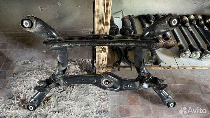 Балка подрамник задняя Audi A4 B8 2.0 tfsi quattro