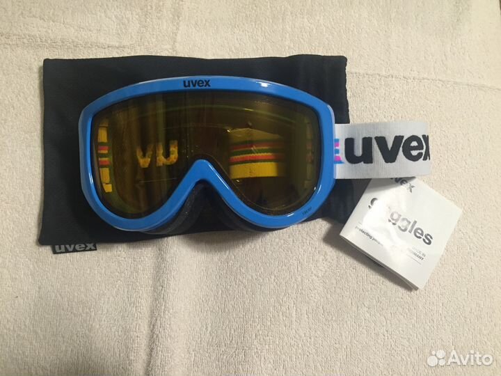 Горнолыжные очки uvex race