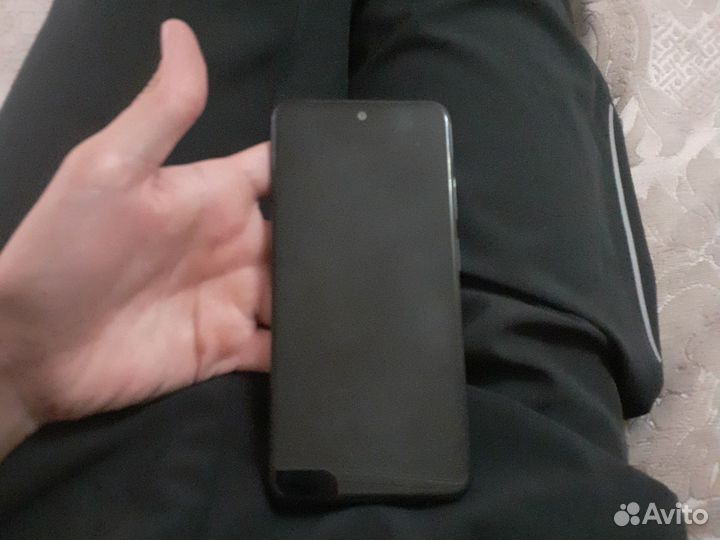 Мобильные телефоны