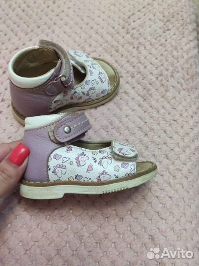 Босоножки для девочки