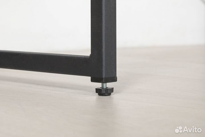 Стол письменный Трувор Моби