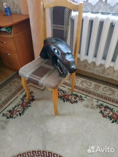 Голова динозавра из дерева на стену