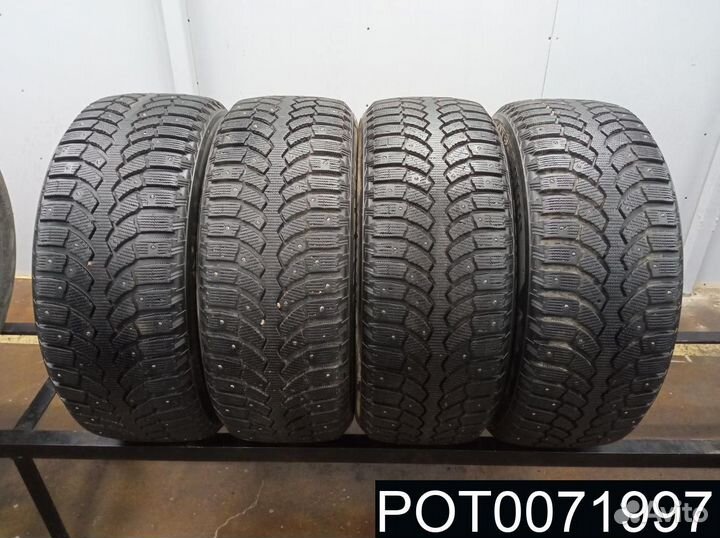 Bridgestone Blizzak Spike-01 235/55 R17 99R