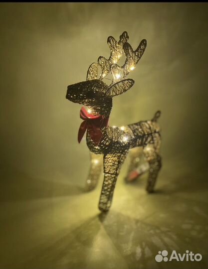 Новогодний олень светящийся