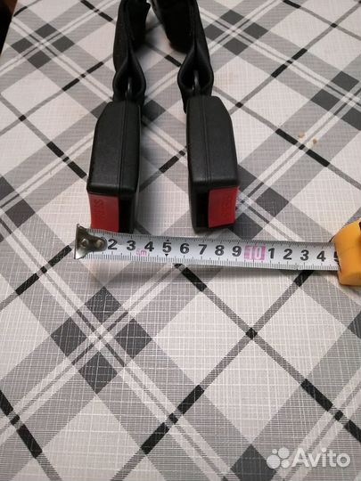 Ремни безопасности задние с замками