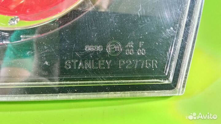 Фонарь внутренний правый для Mazda 3 2003-2009