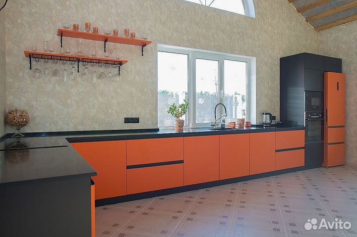 Кухонный гарнитур угловой