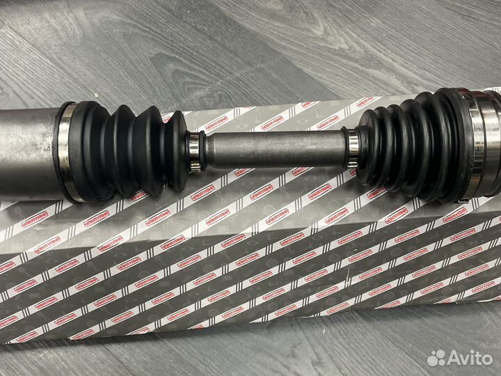 Привод передний правый Mercedes w204 полный привод