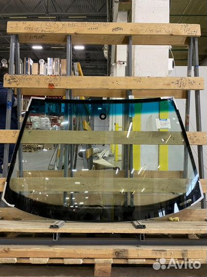 Лобовое стекло Шкода Суперб