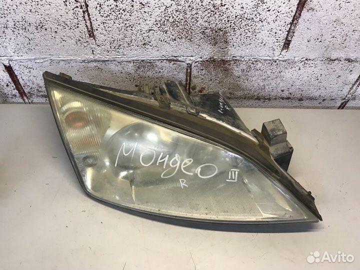 Фара правая Ford Mondeo 3 лифтбек 1.8 2002