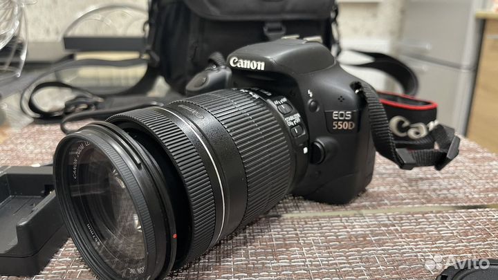 Зеркальный фотоаппарат canon eos 550d