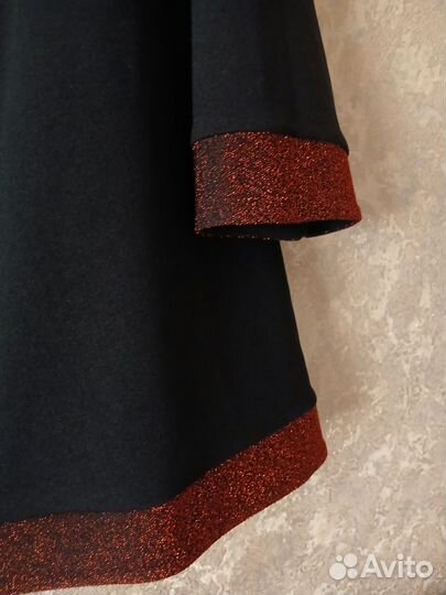 Кофта с рюлексом,новая