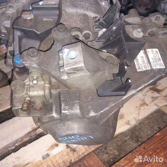Вольво S40 МКПП