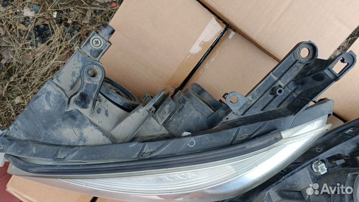 Передние Фары toyota rav4 30