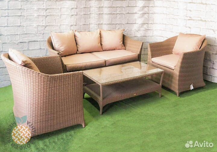 Комплект мебели из ротанга
